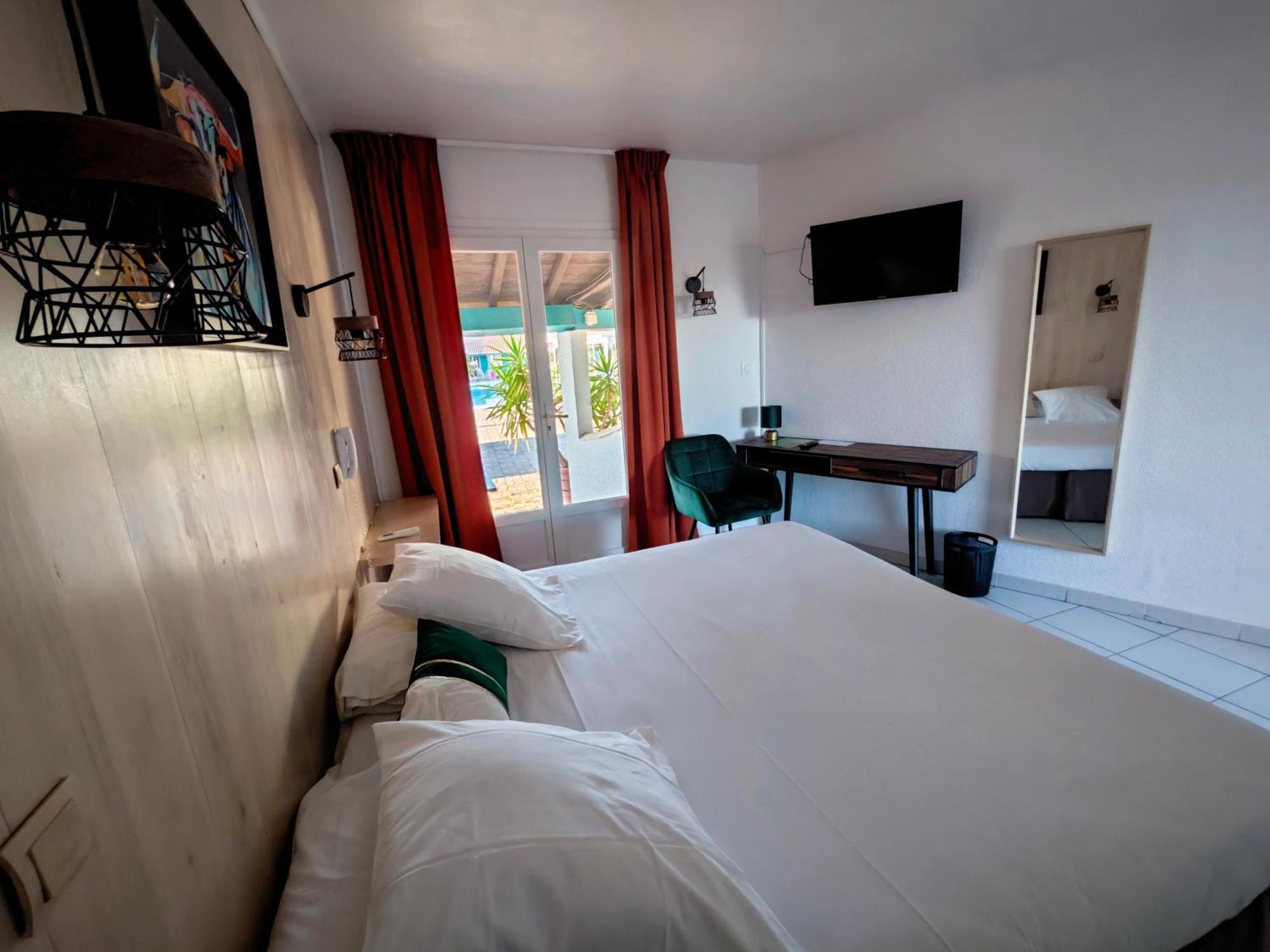 L'Auberge Camarguaise Saintes-Maries-de-la-Mer Eksteriør billede