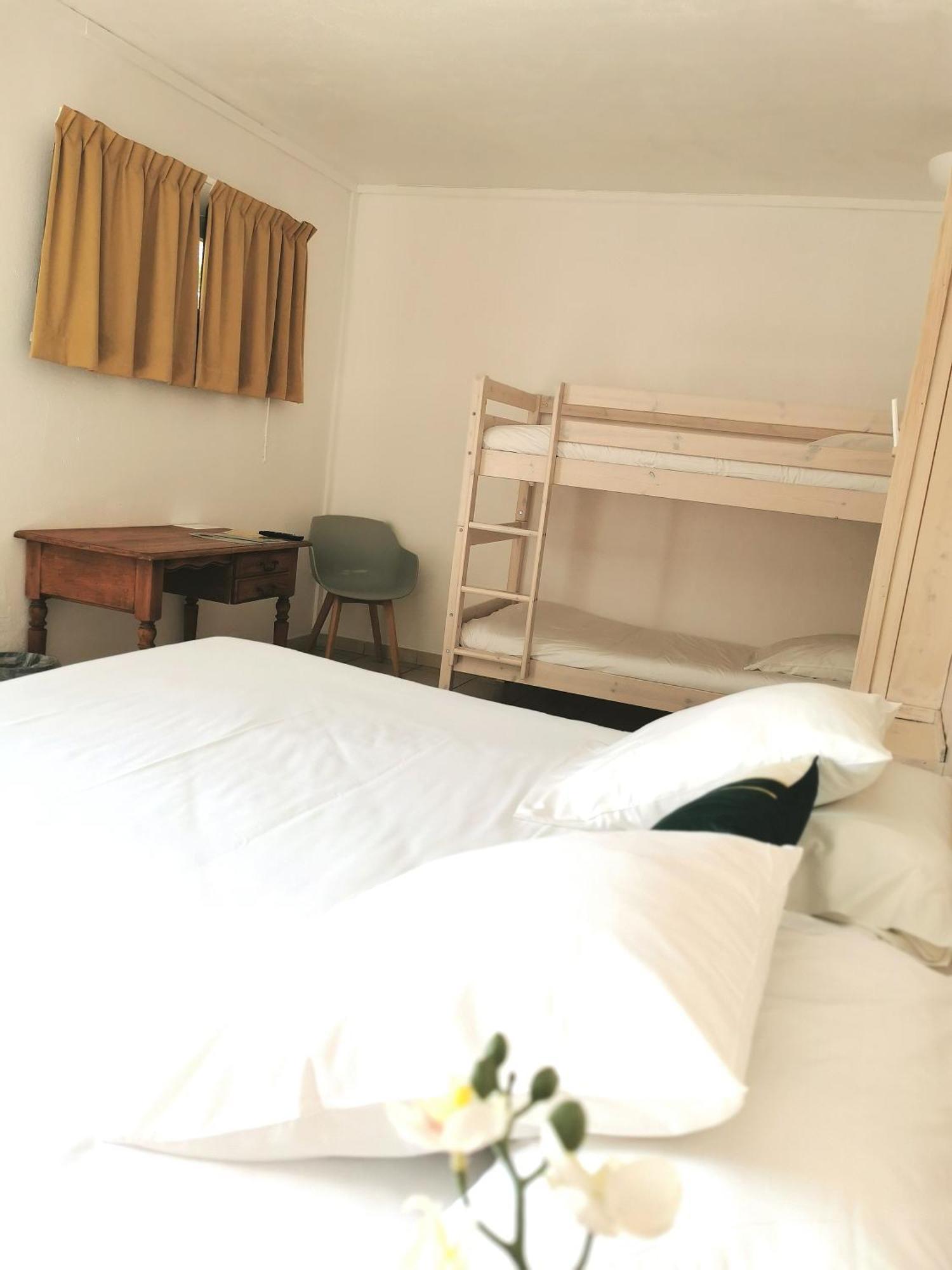 L'Auberge Camarguaise Saintes-Maries-de-la-Mer Eksteriør billede